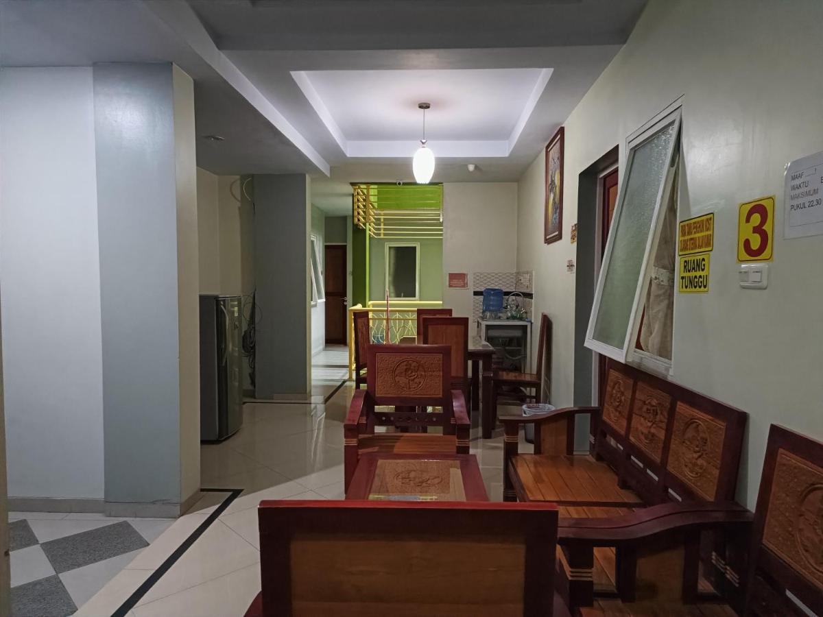 Balqies Homestay Syariah Makassar Mitra Reddoorz Exteriér fotografie